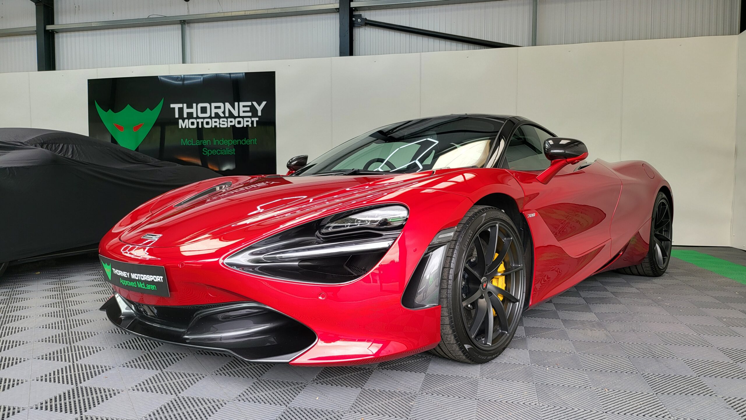 McLaren 720s Coupe SOLD