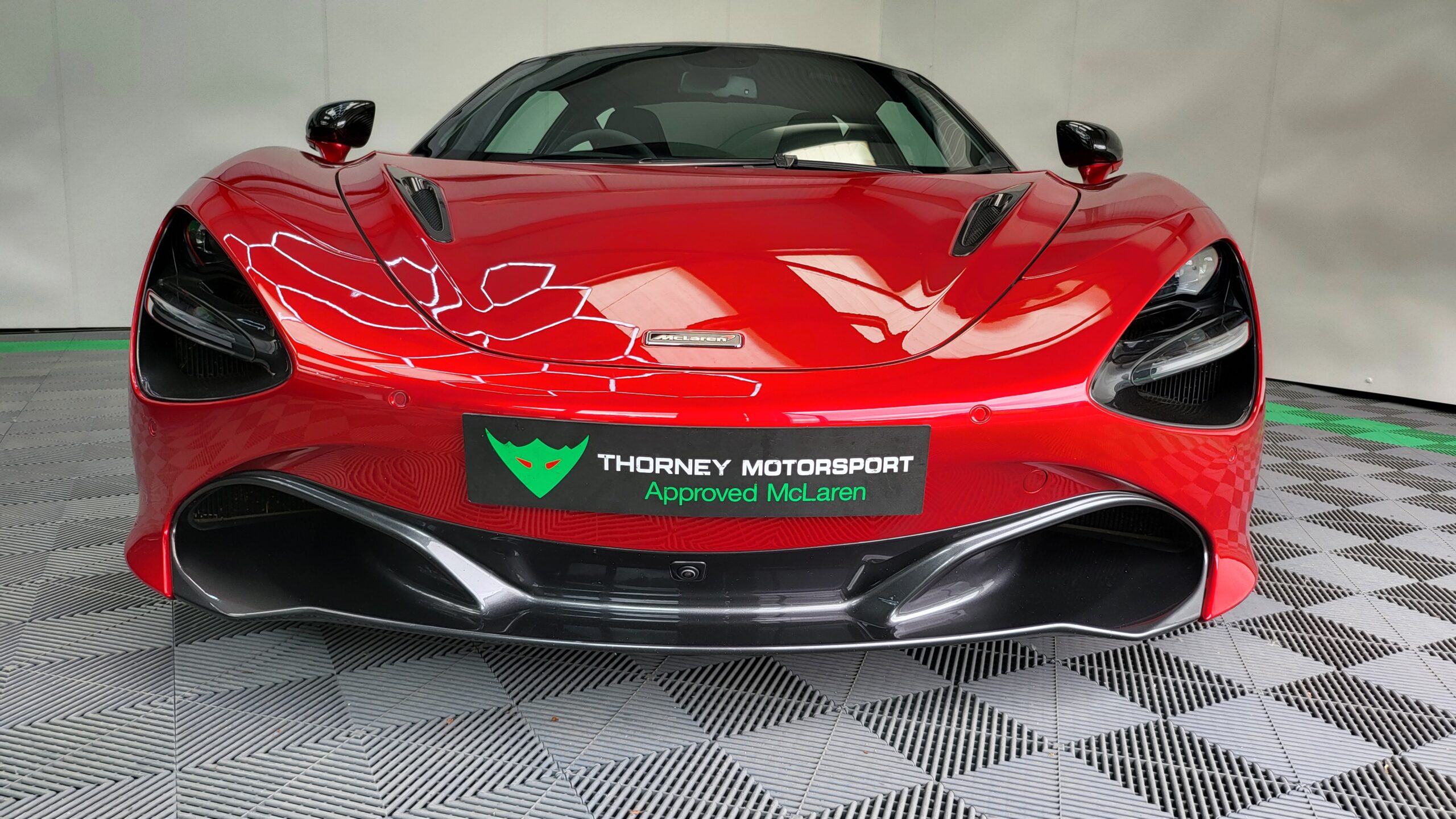 McLaren 720s Coupe SOLD