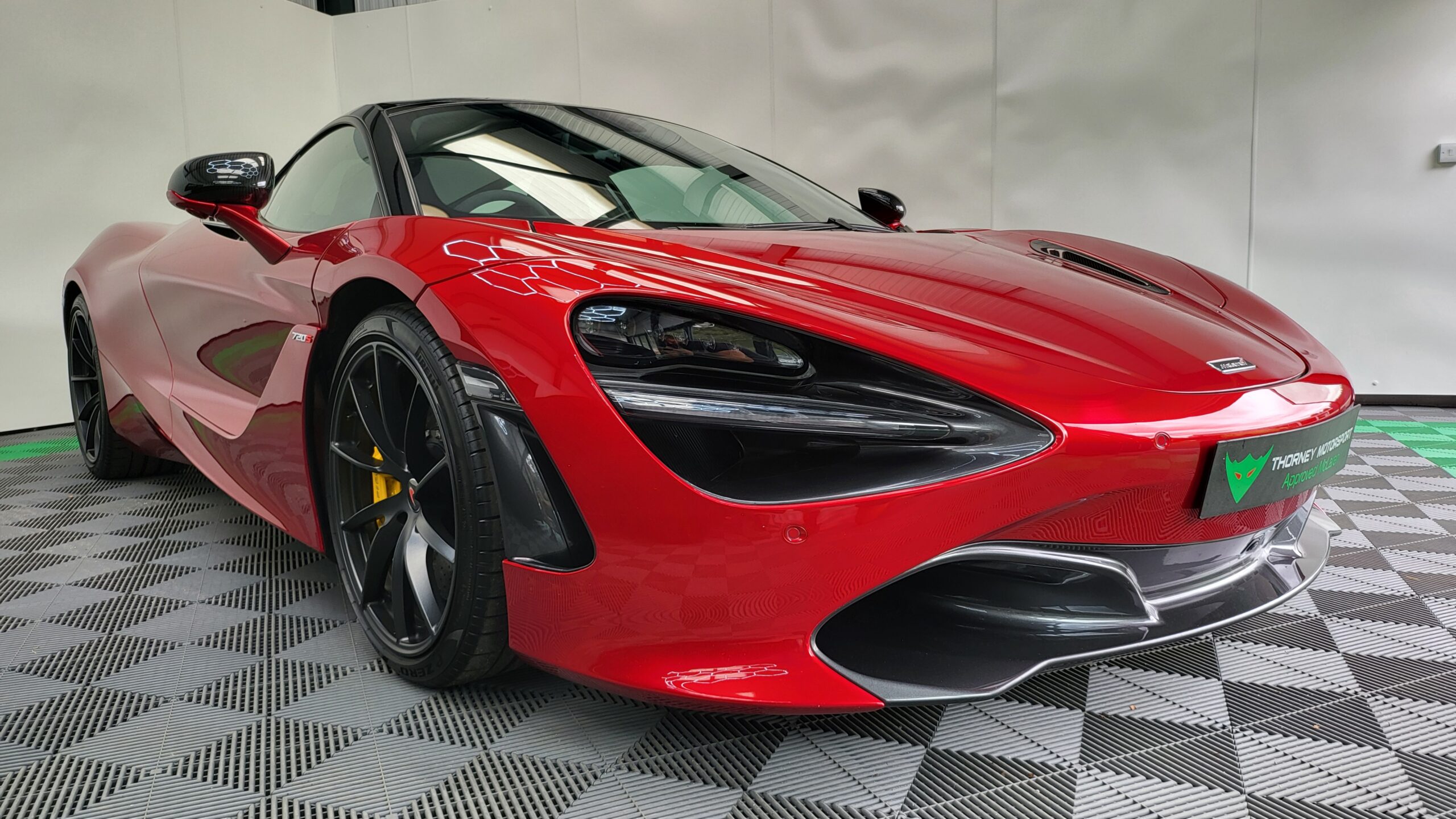 McLaren 720s Coupe SOLD