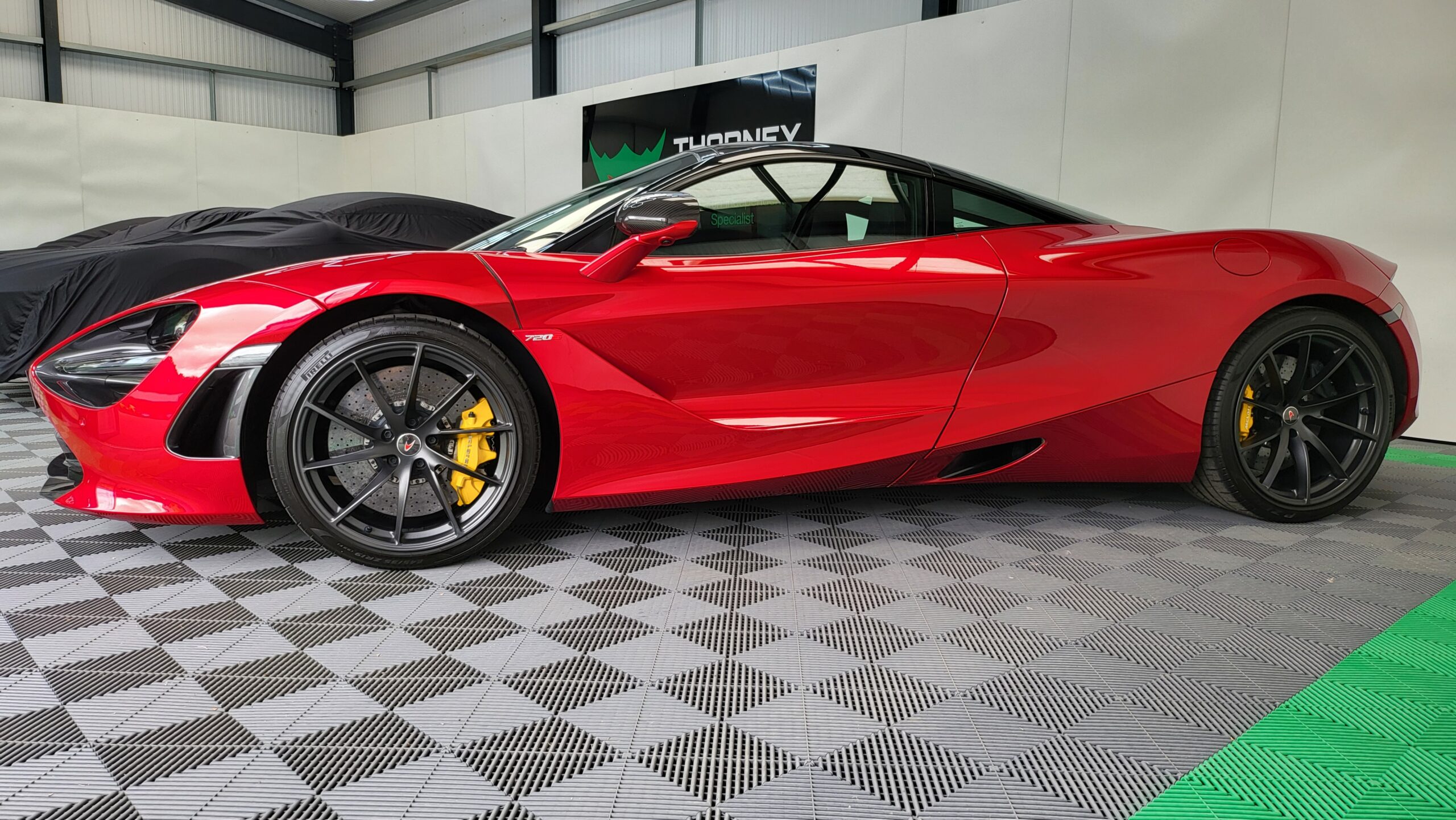McLaren 720s Coupe SOLD