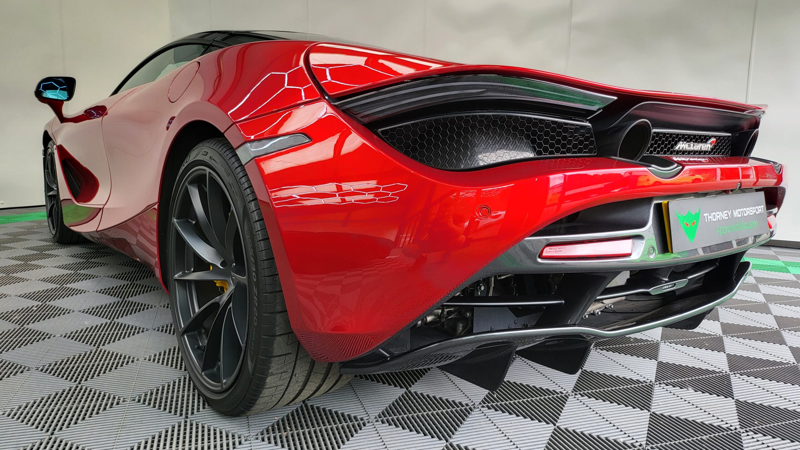 McLaren 720s Coupe SOLD