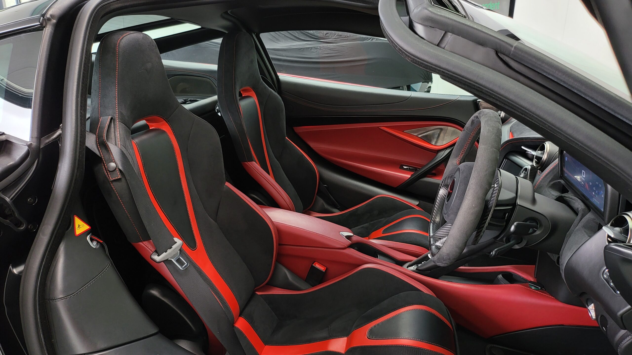 McLaren 720s Coupe SOLD