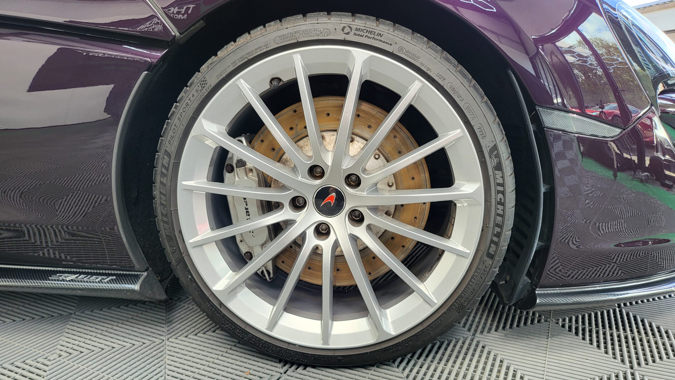 McLaren 570 GT SOLD