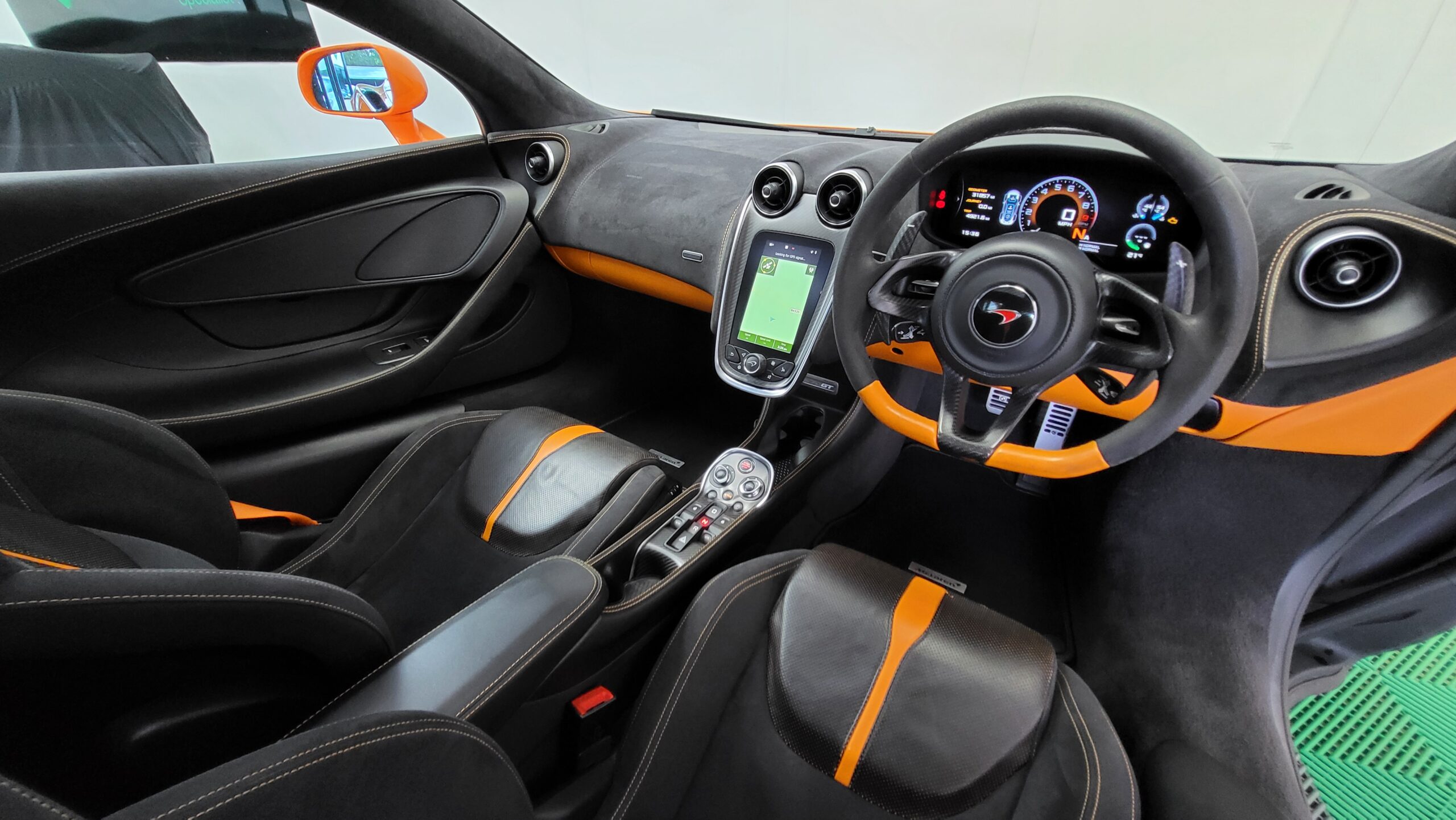 McLaren 570 GT
