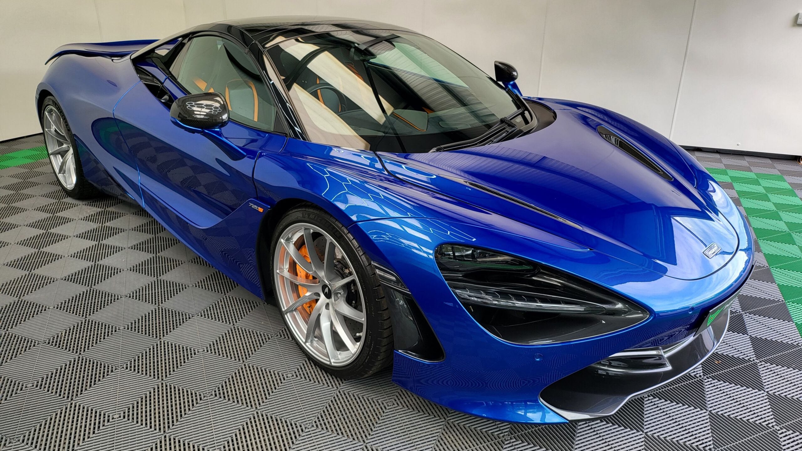 McLaren 720s Spider