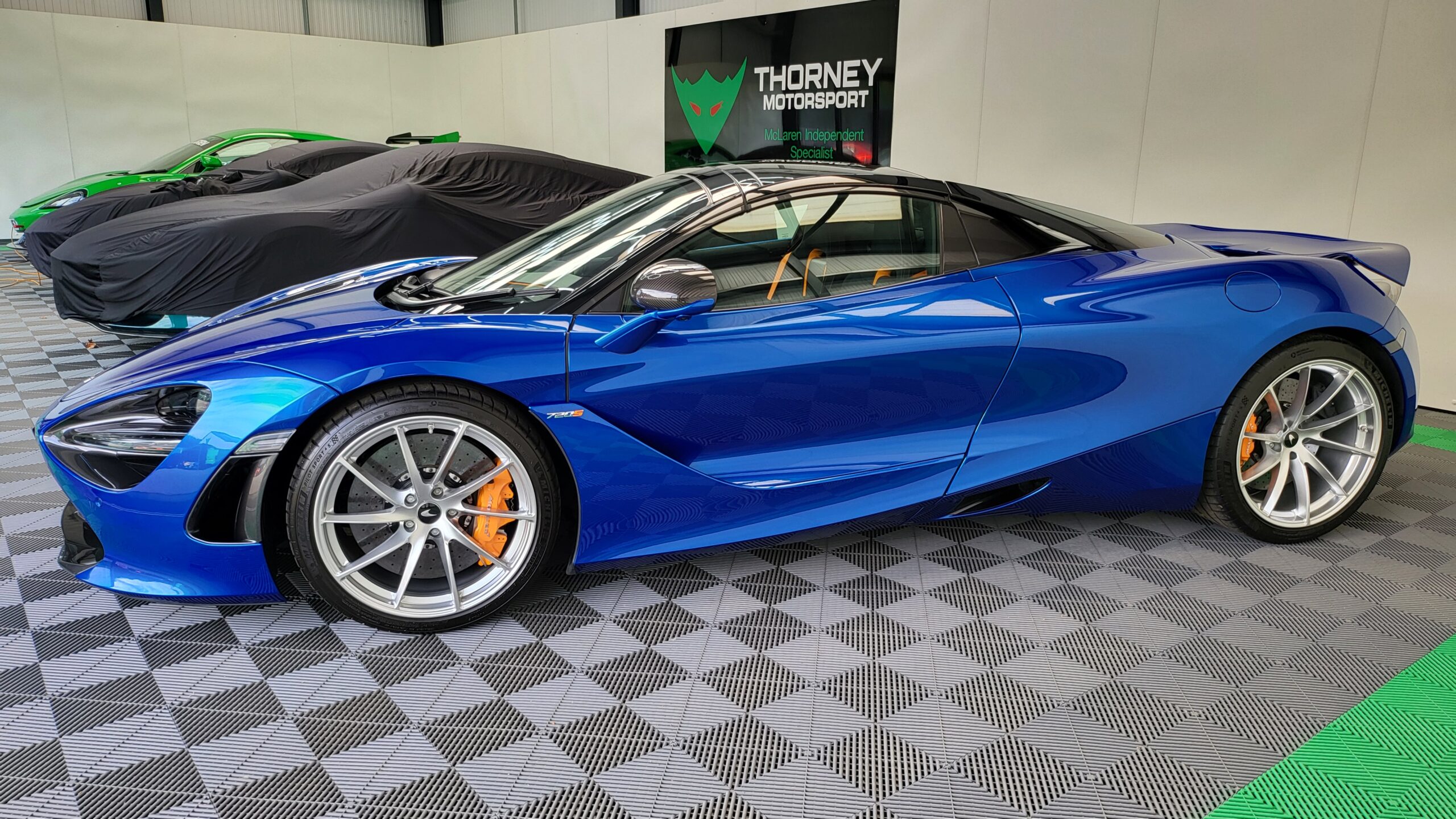 McLaren 720s Spider
