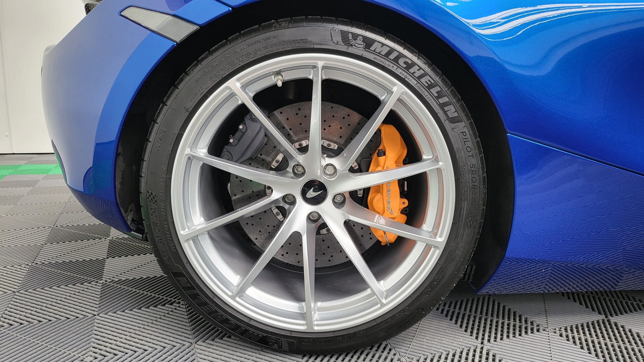 McLaren 720s Spider