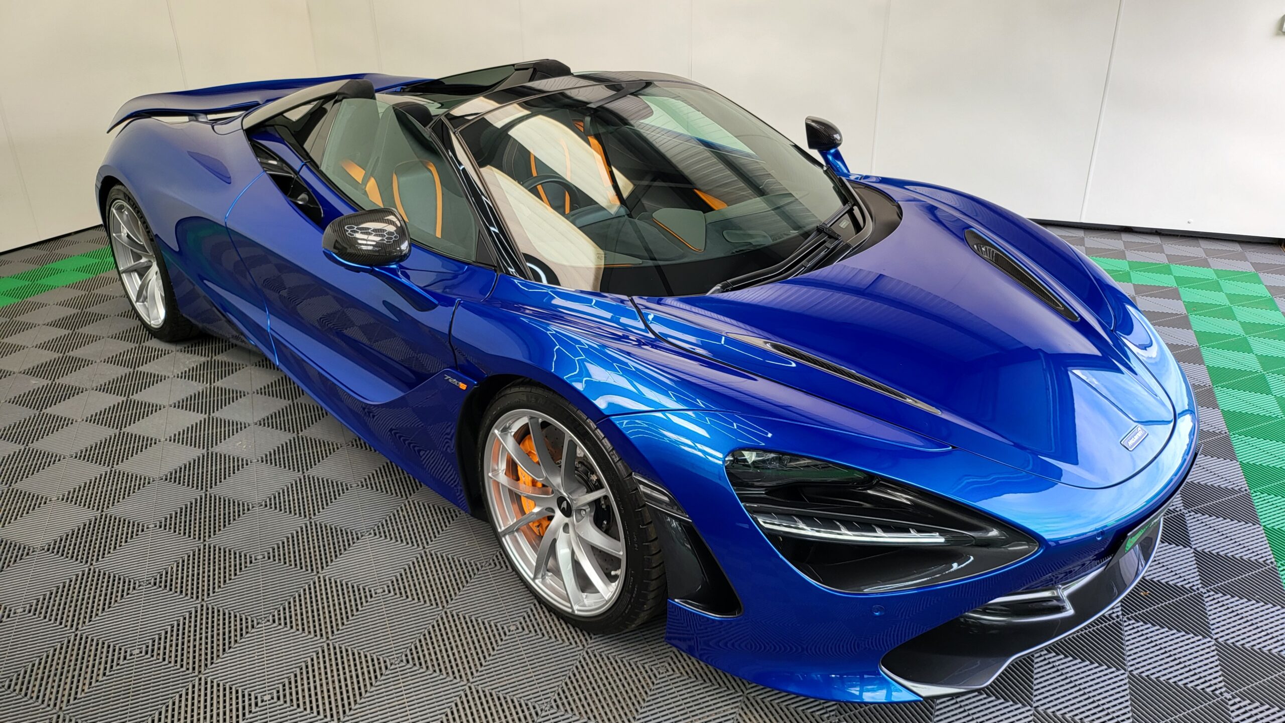 McLaren 720s Spider