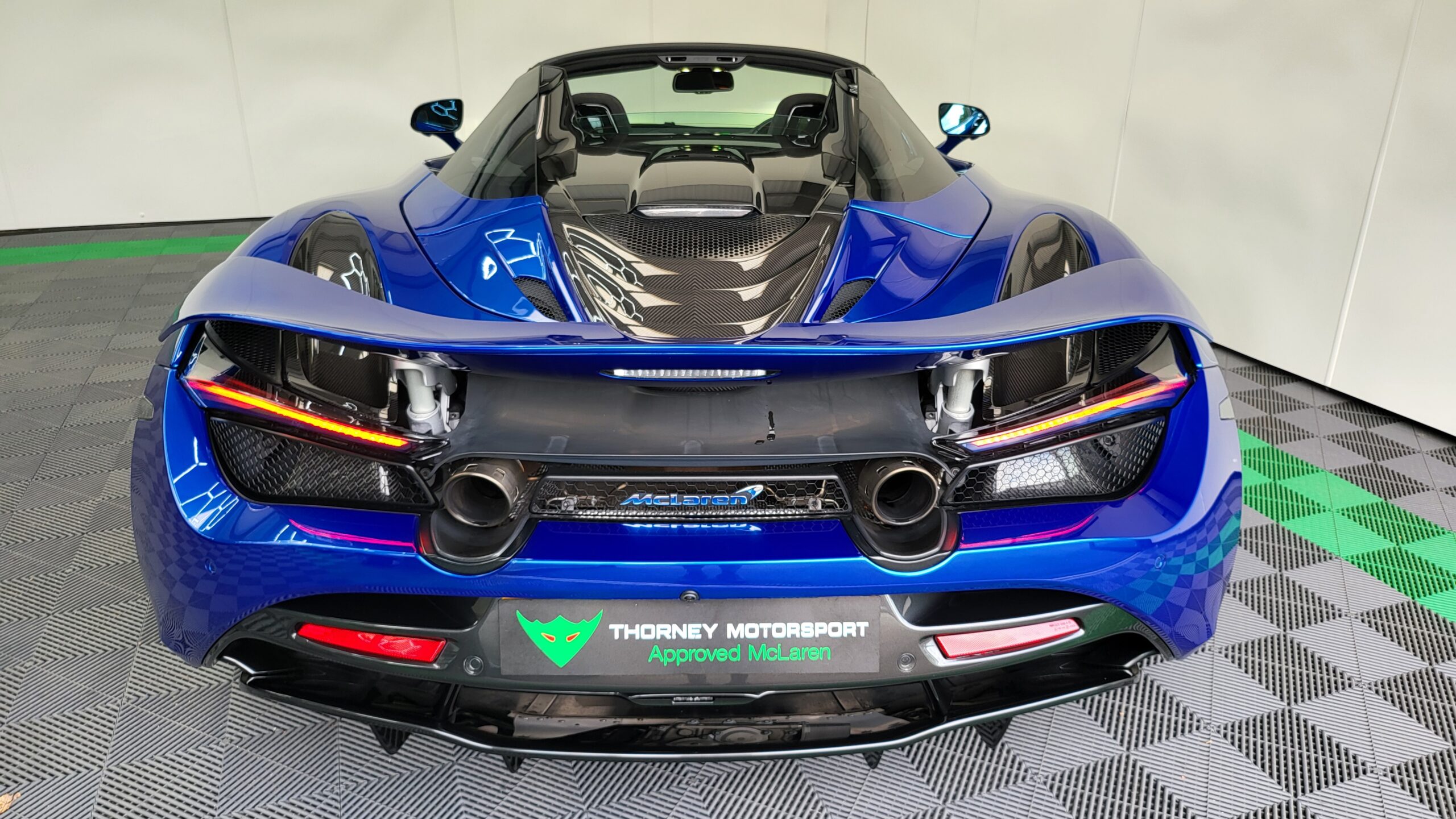 McLaren 720s Spider