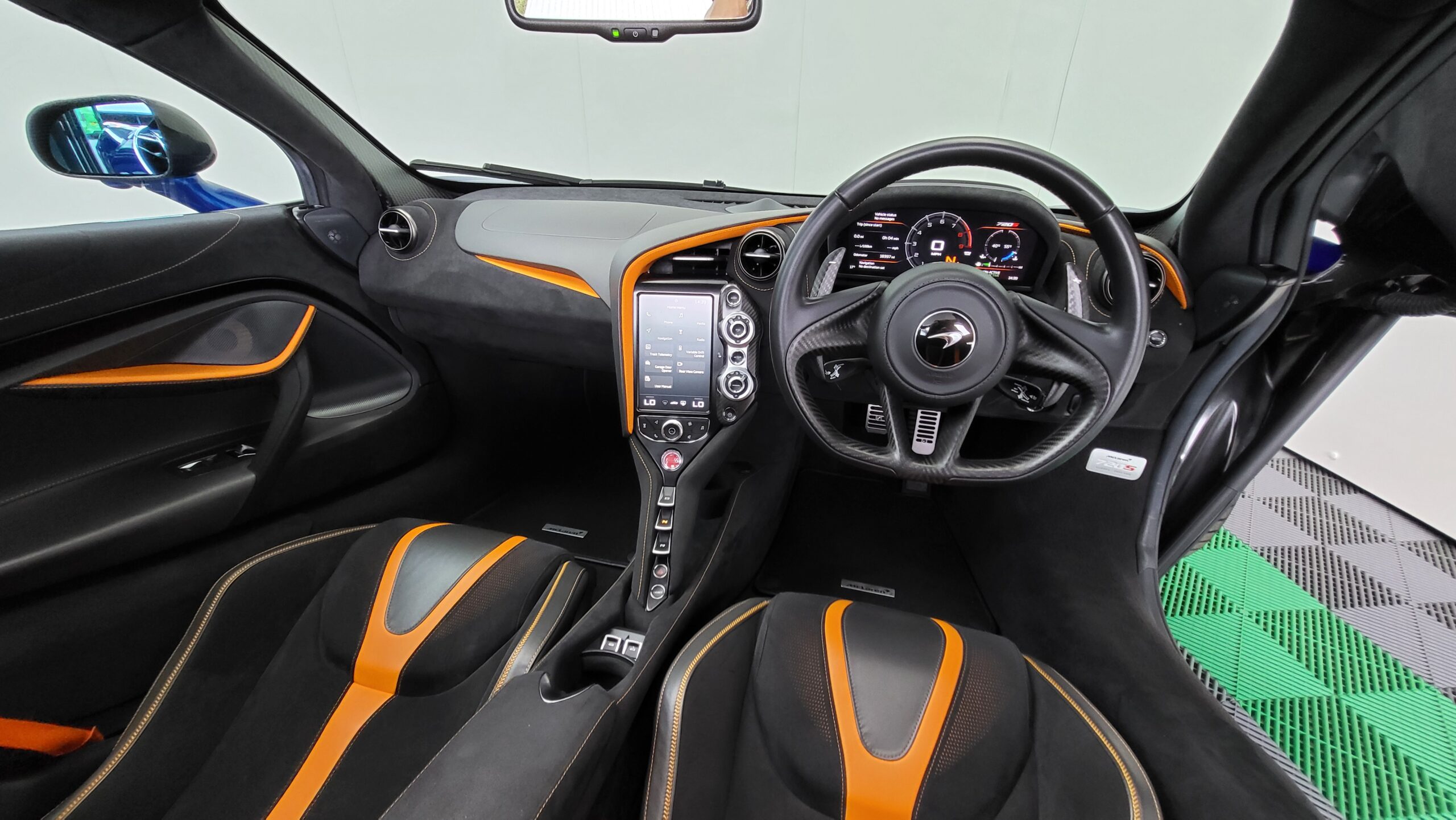 McLaren 720s Spider
