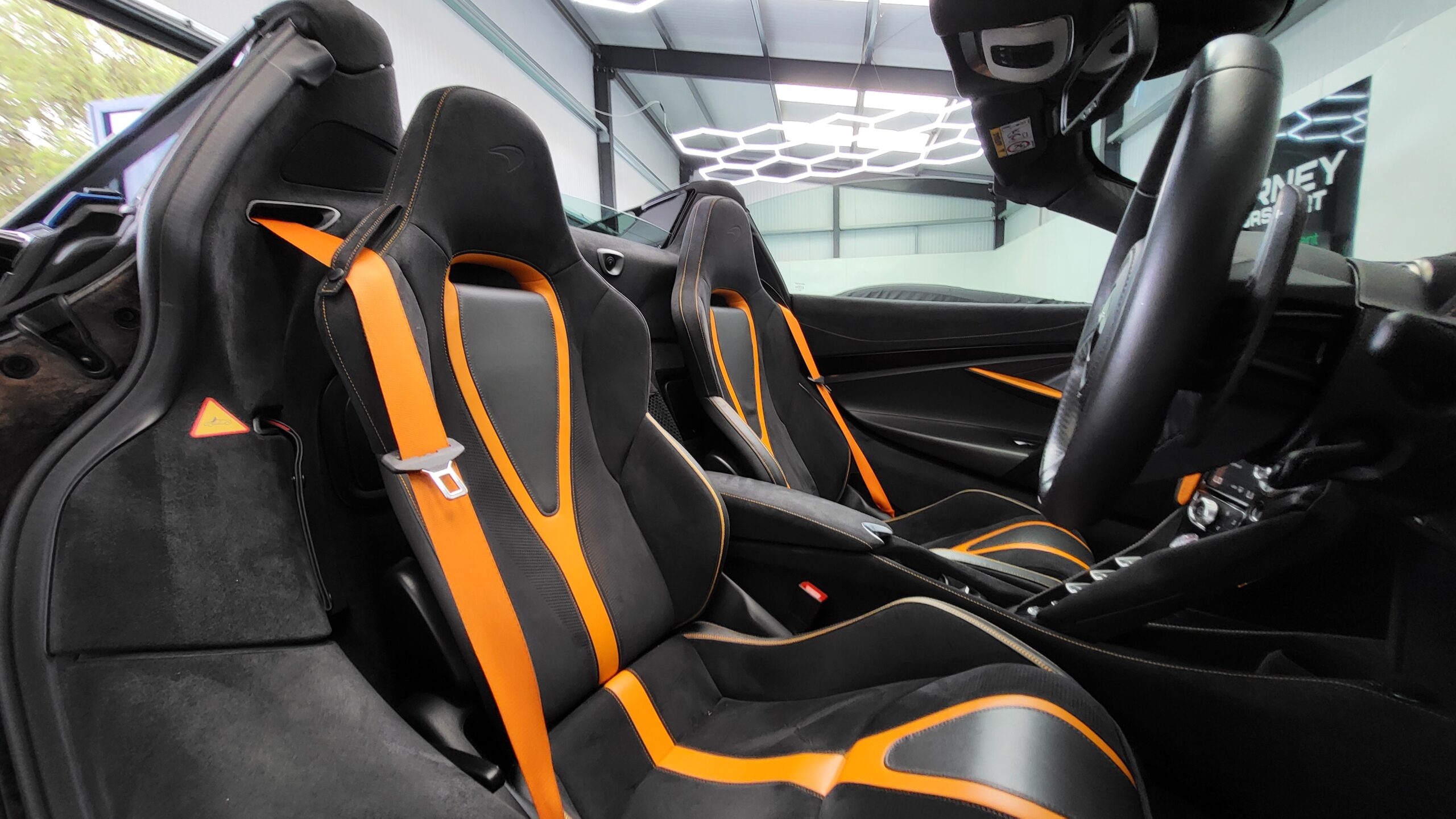 McLaren 720s Spider