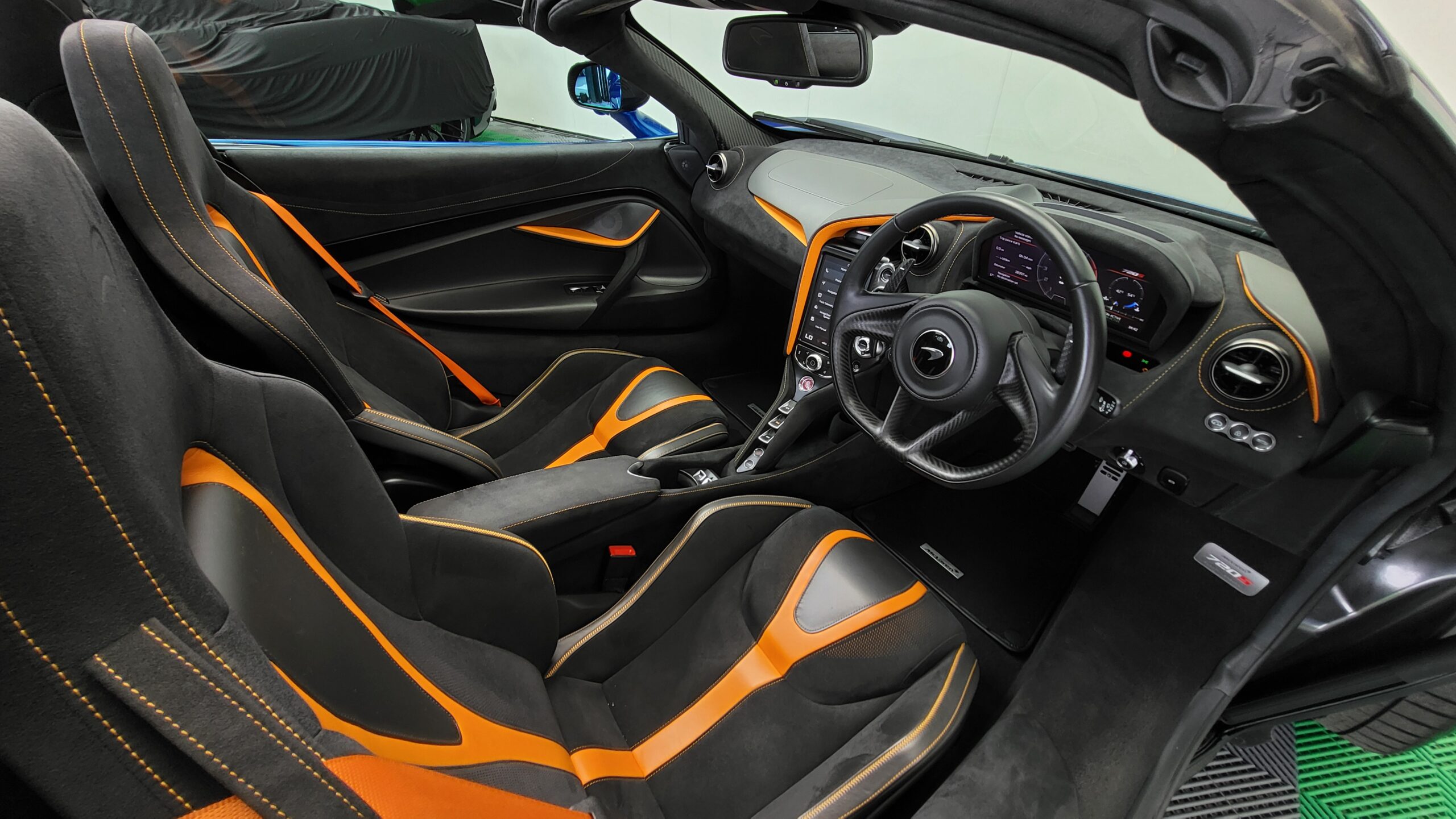 McLaren 720s Spider