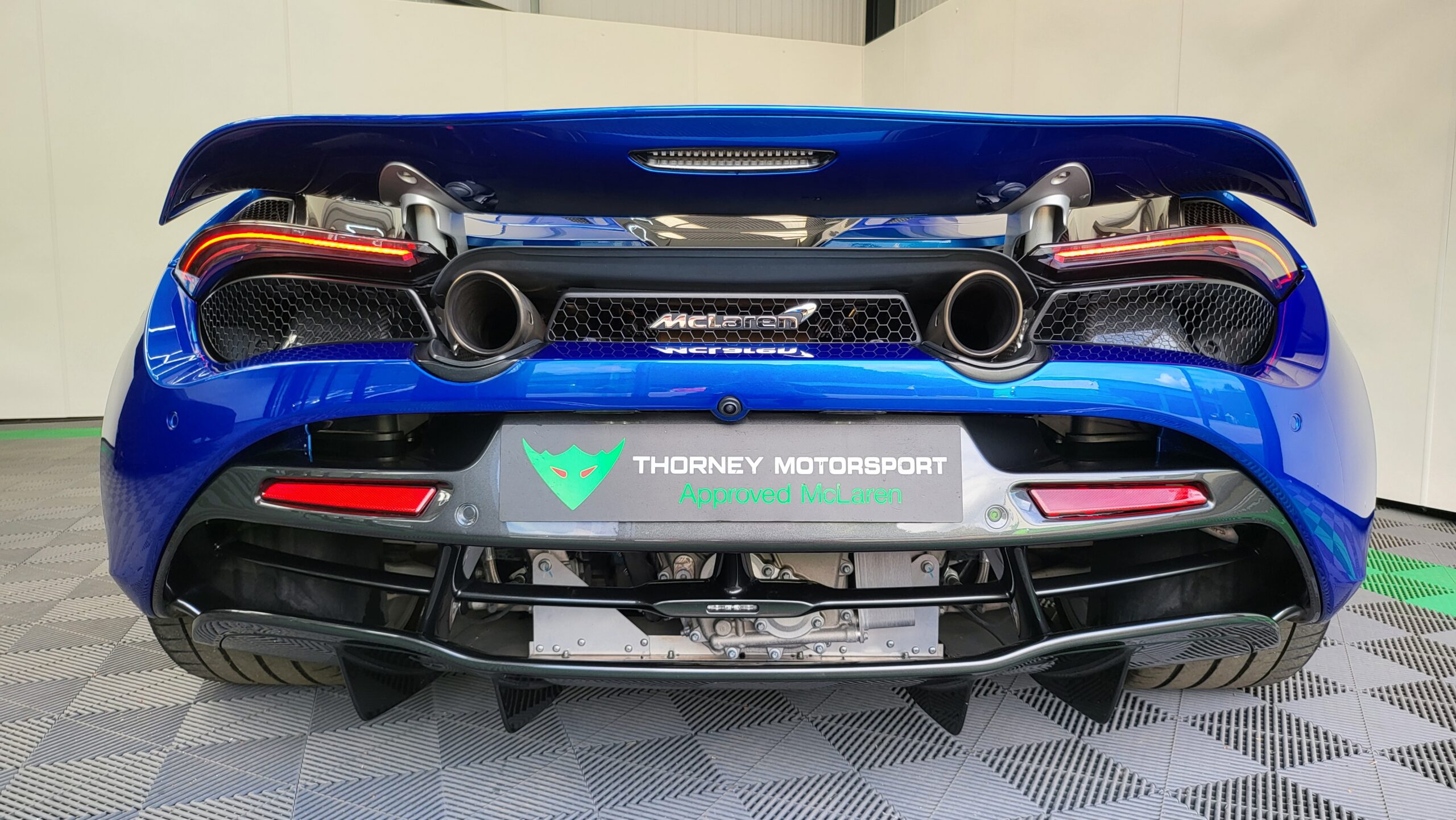 McLaren 720s Spider