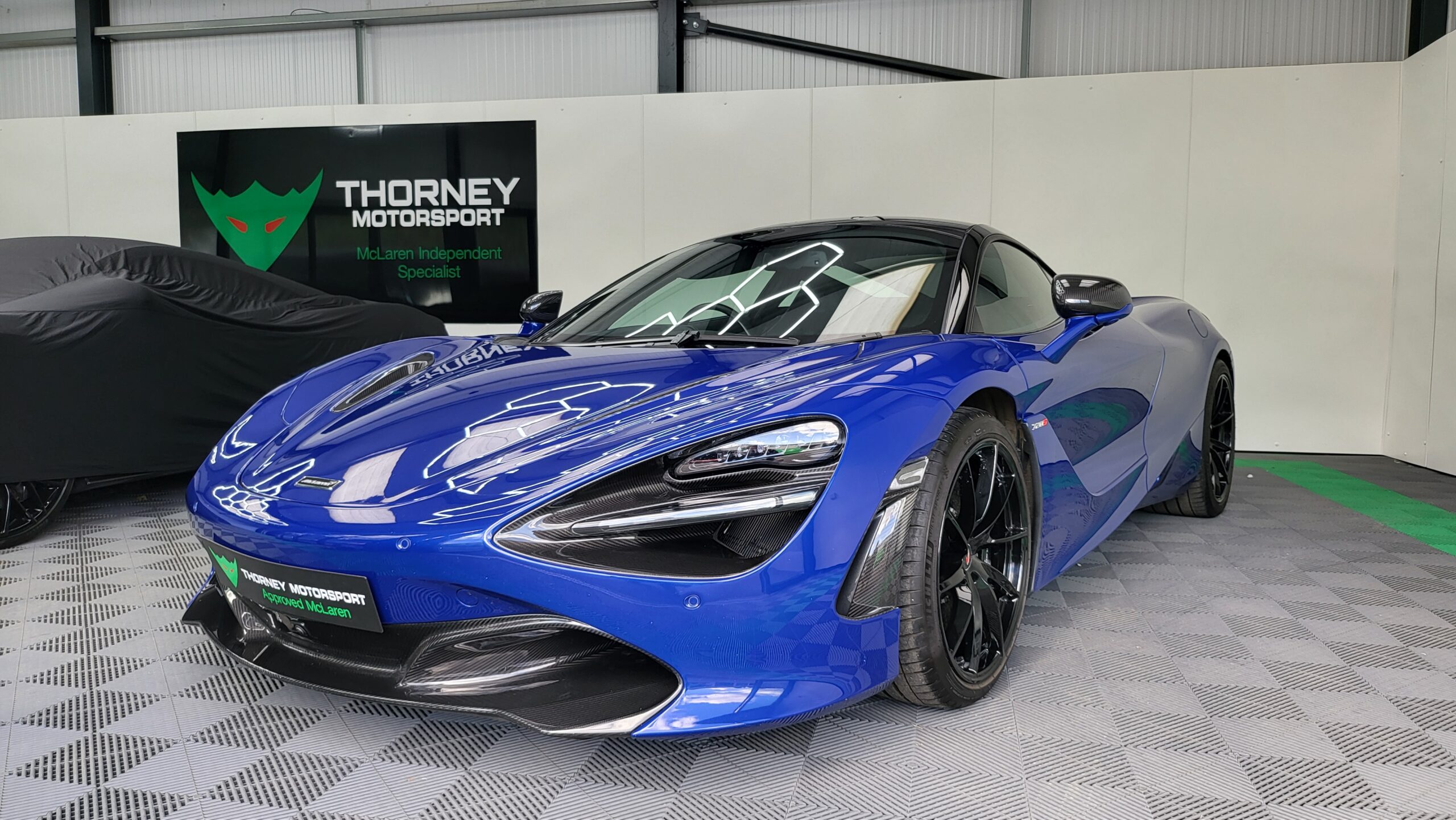McLaren 720s Coupe SOLD