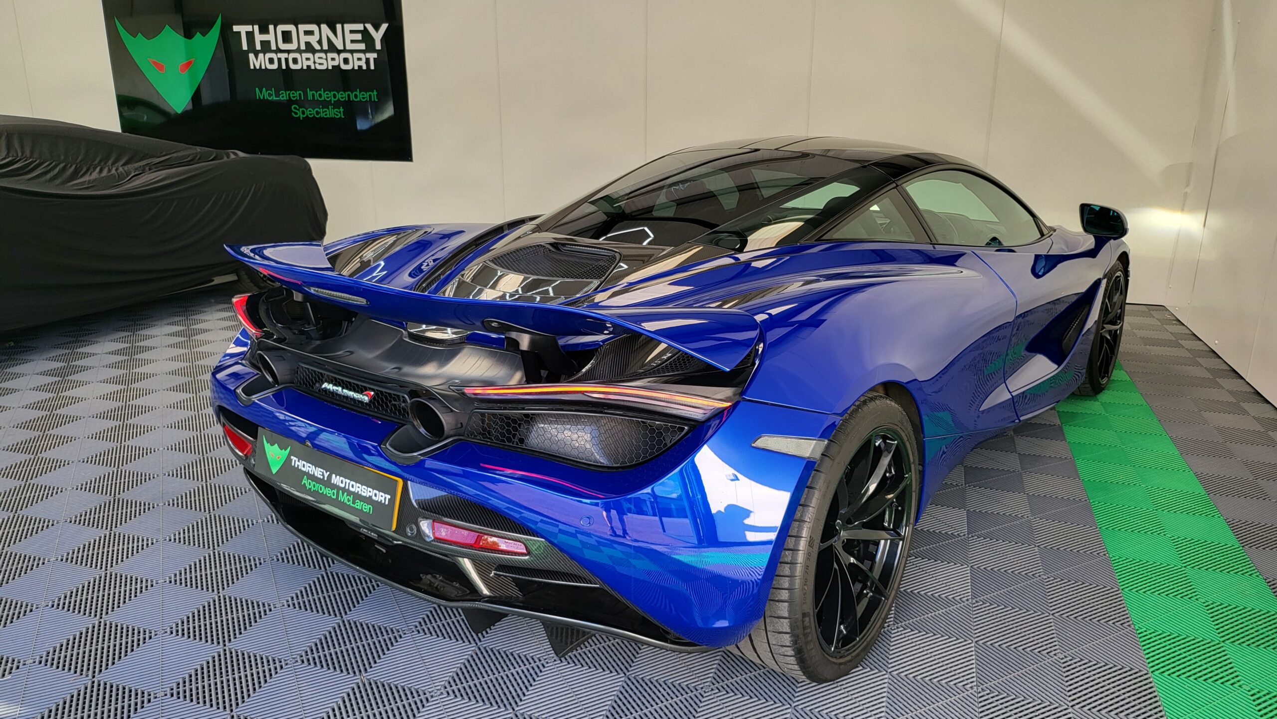 McLaren 720s Coupe SOLD