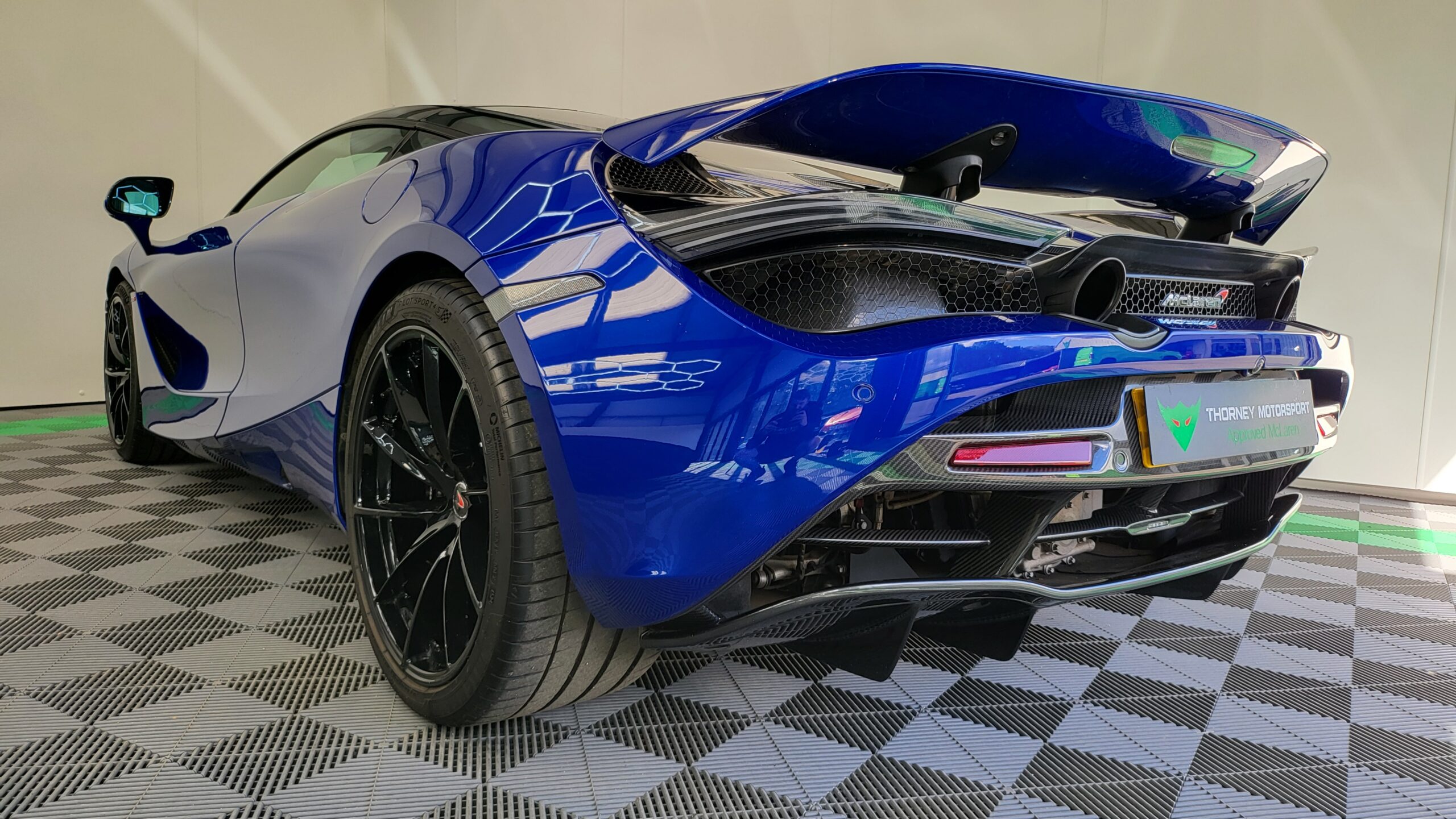 McLaren 720s Coupe SOLD
