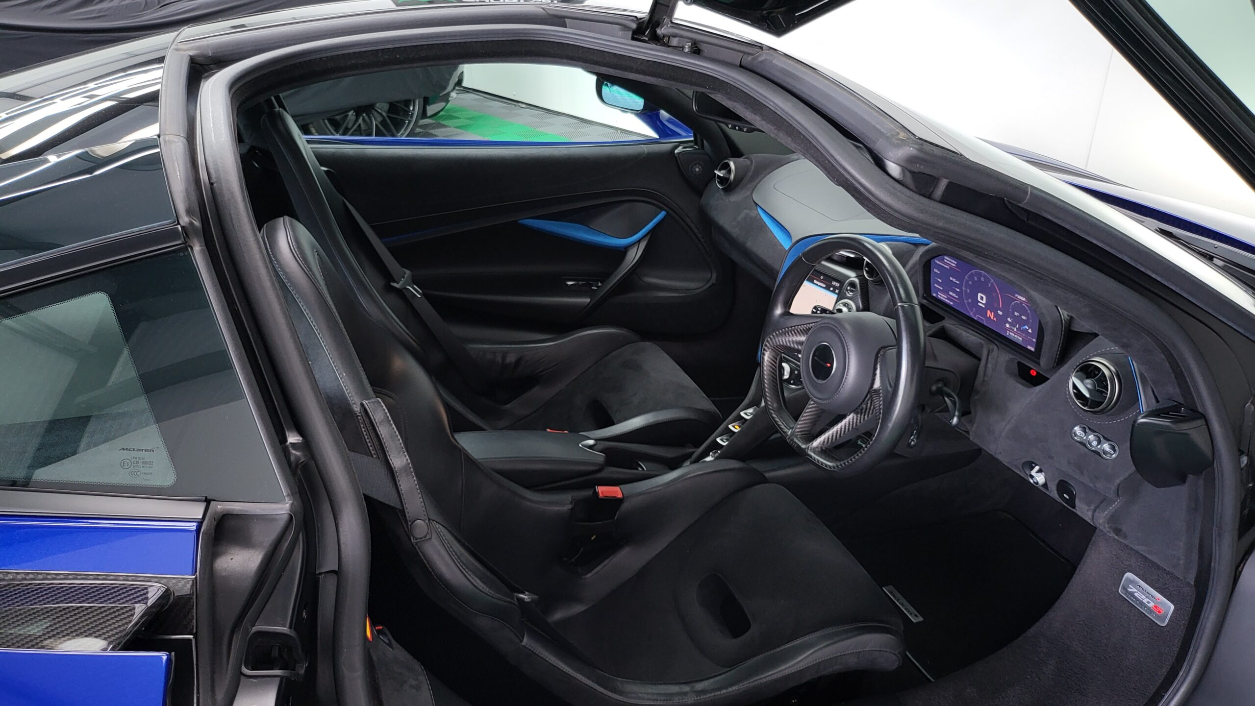 McLaren 720s Coupe SOLD