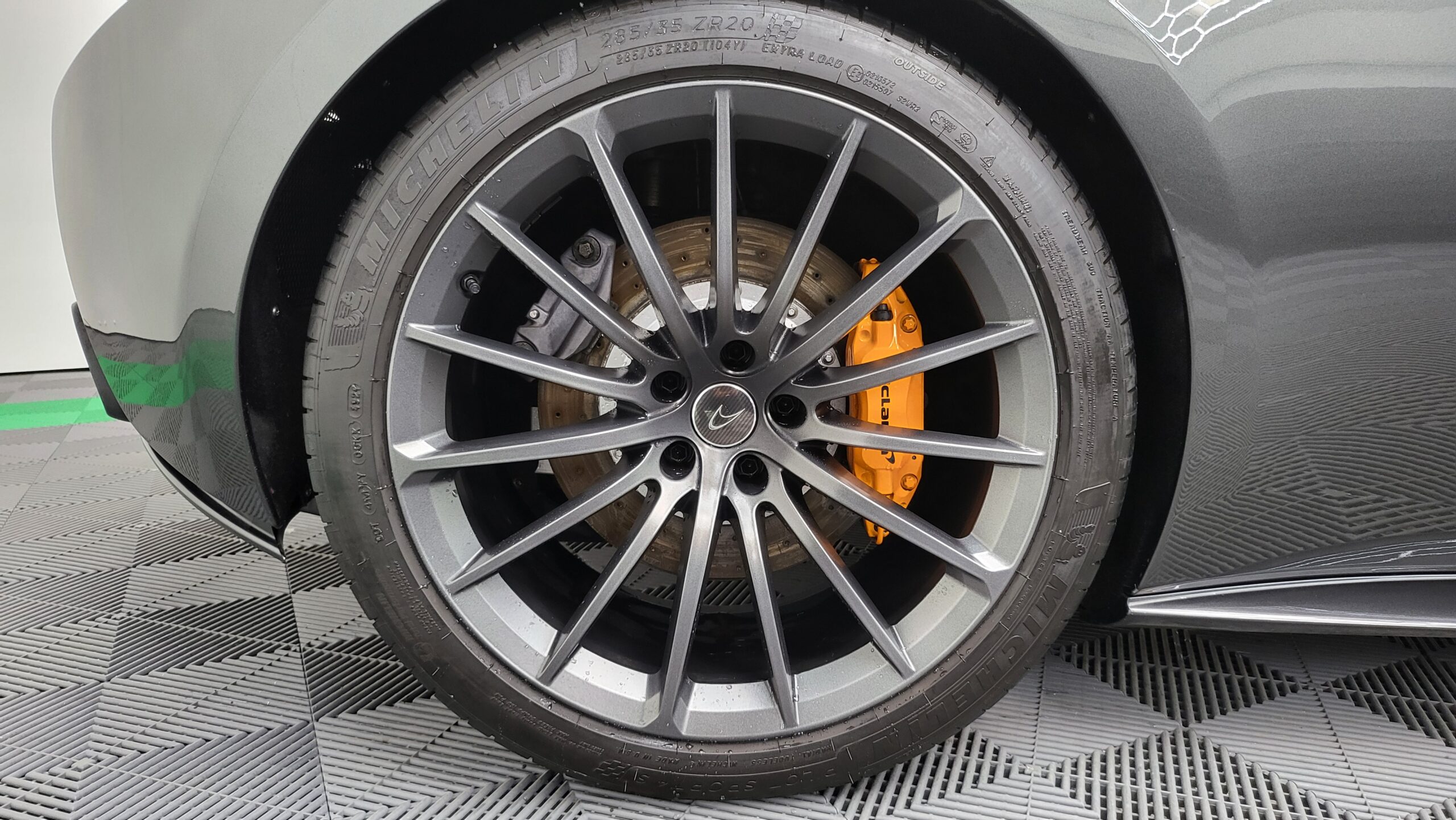 McLaren 570GT